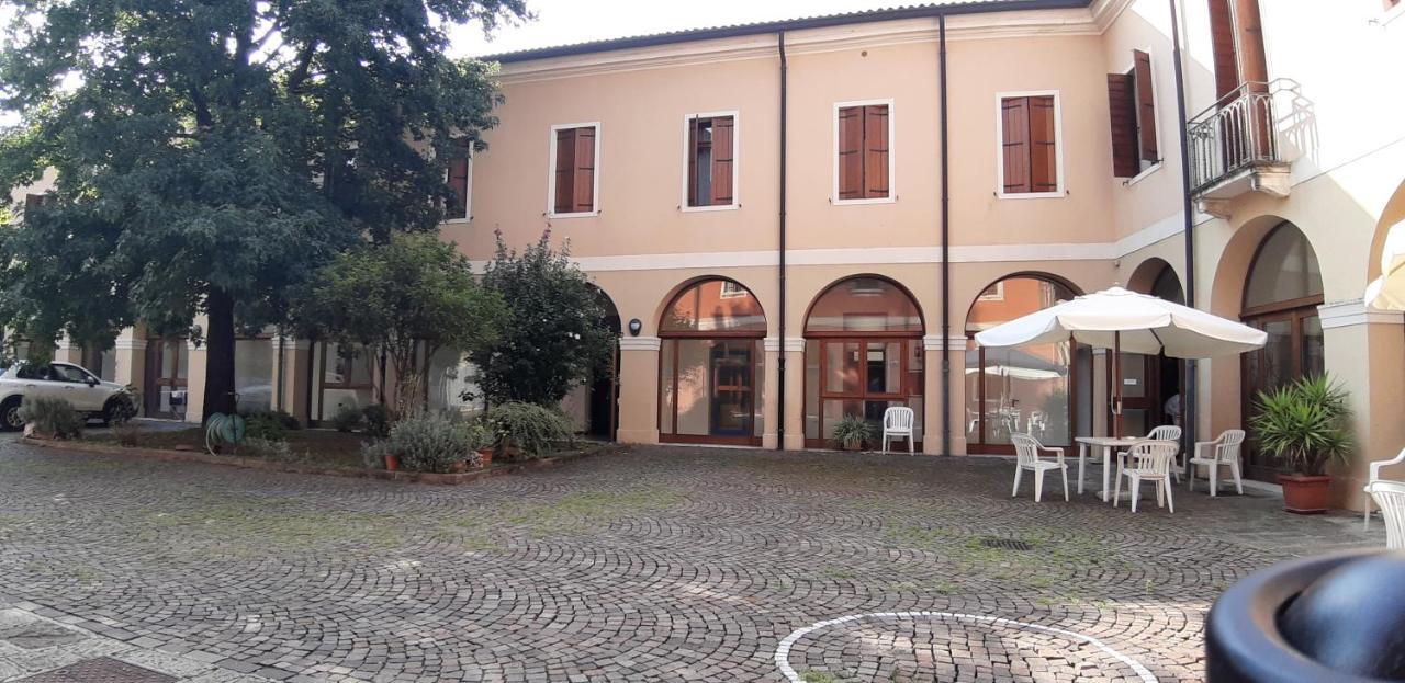 Casa Santa Caterina E Sant Antonio Gasthuis *